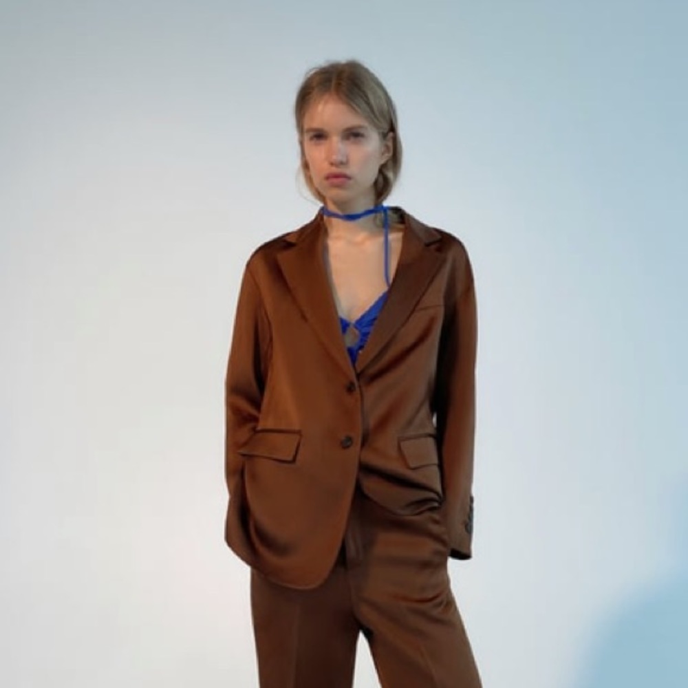 Zara Flowy Blazer with Pockets in Brown